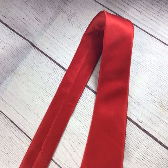 Vintage Hallmark Holiday Traditions Red Green Santa Reindeer Golf Tie - Picture 6 of 14